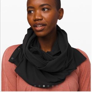Lululemon vinyasa scarf - black